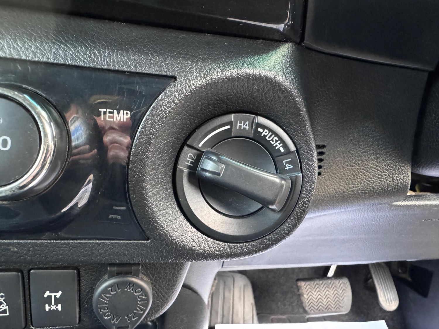 Used Toyota Hilux 2017 for sale - 76377888: Photo 41
