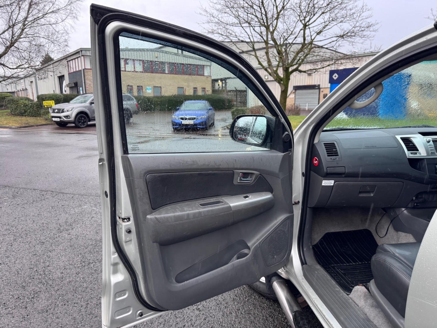 Used Toyota Hilux 2013 for sale - 77478777: Photo 32