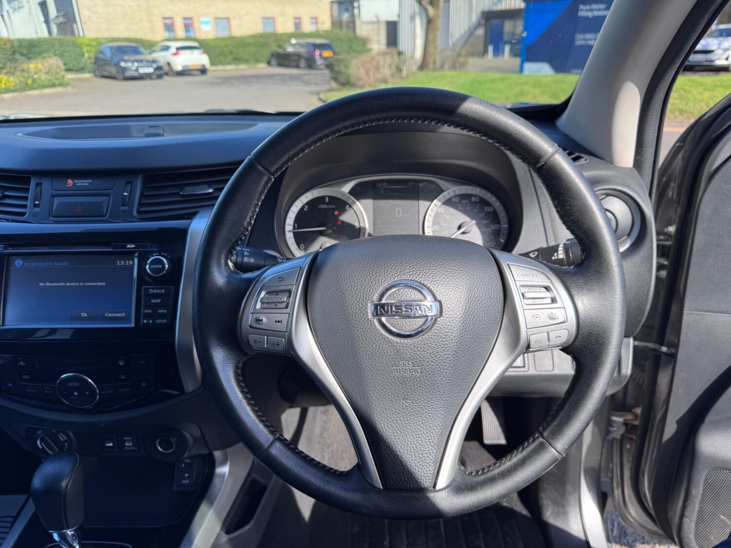 Used Nissan Navara 2018 for sale - 77993872: Photo 25
