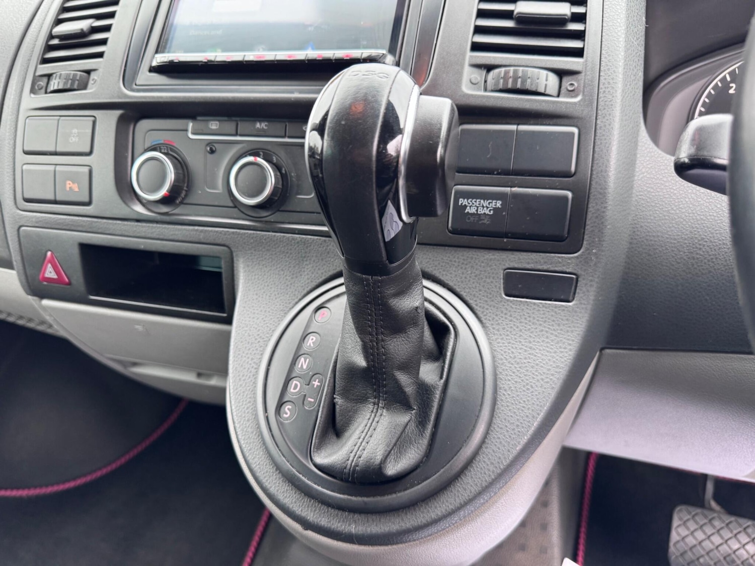 Used Volkswagen Transporter Sportline 2013 for sale - 76423468: Photo 37