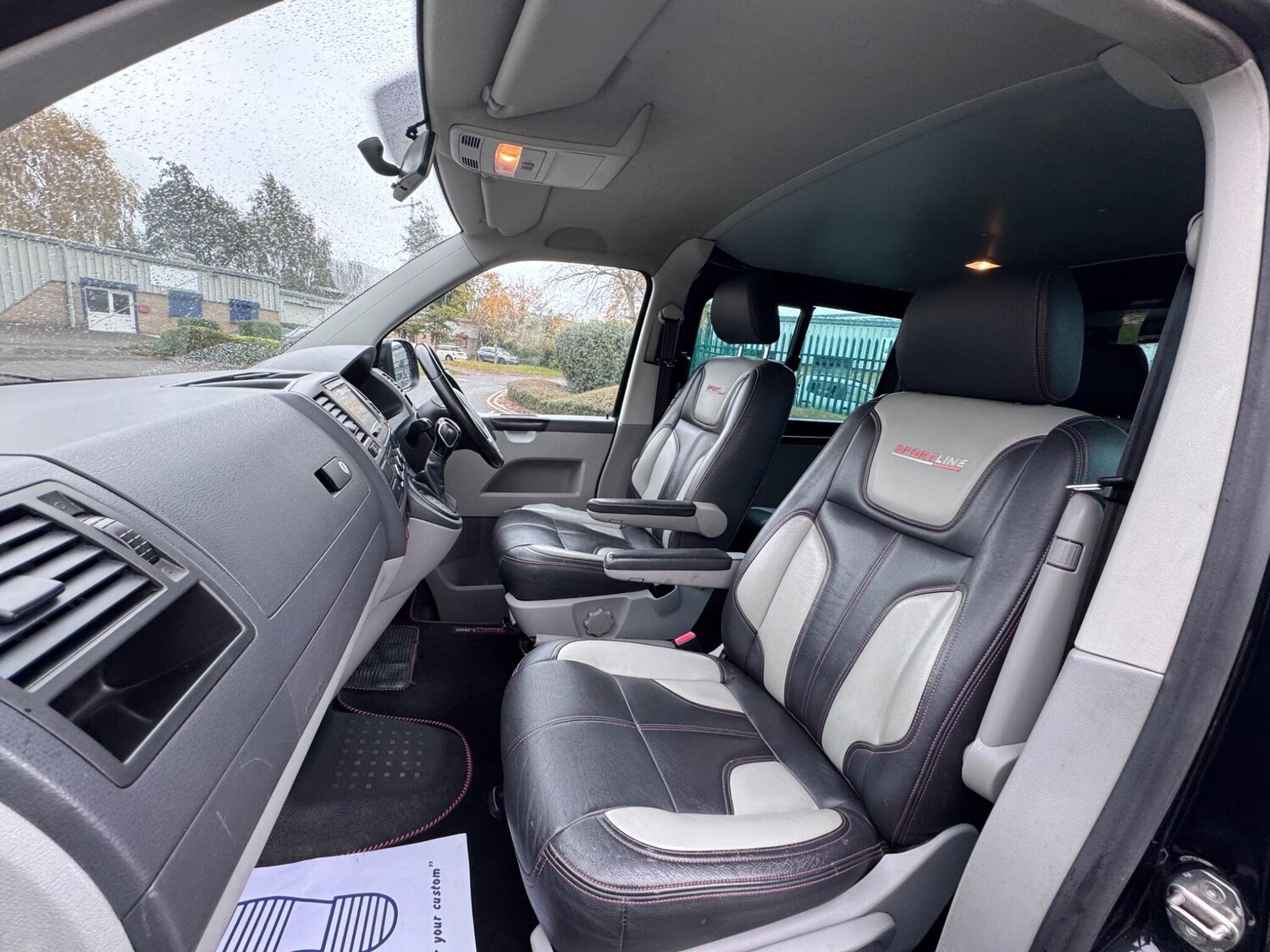 Used Volkswagen Transporter Sportline 2013 for sale - 76423468: Photo 42