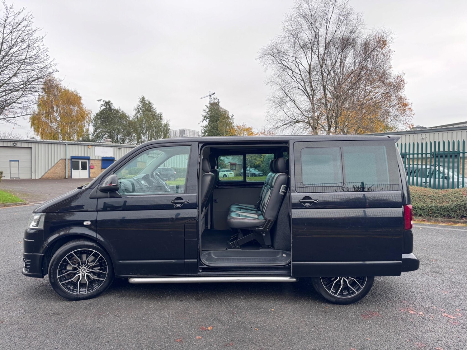 Used Volkswagen Transporter Sportline 2013 for sale - 76423468: Photo 5