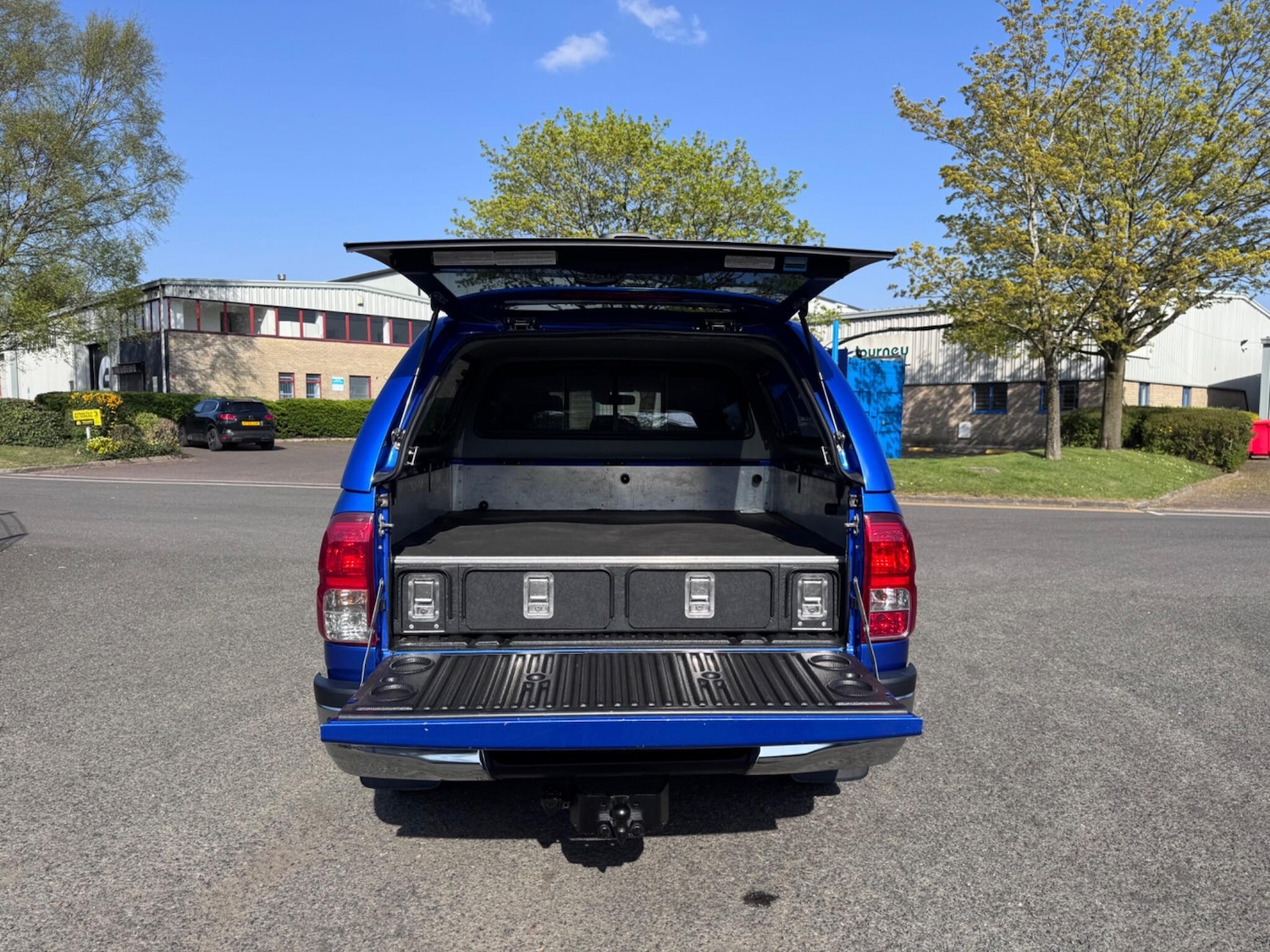 Used Toyota Hilux 2017 for sale - 78185301: Photo 10