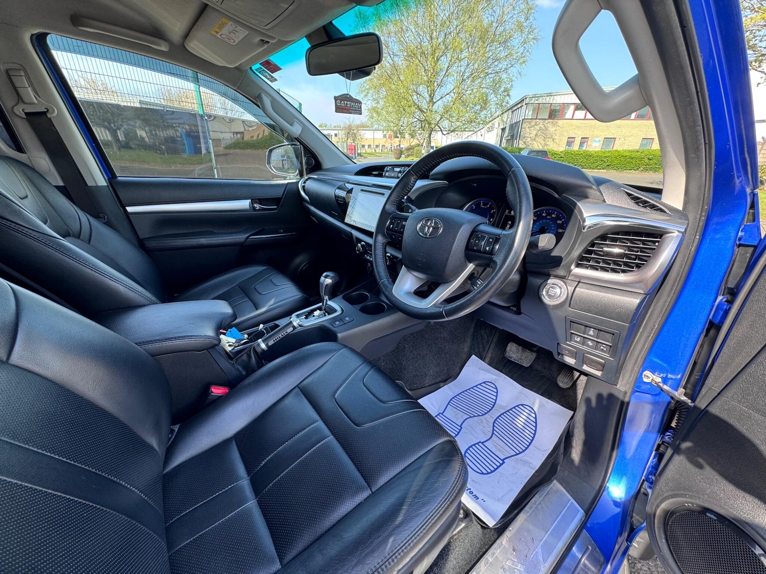 Used Toyota Hilux 2017 for sale - 78185301: Photo 24