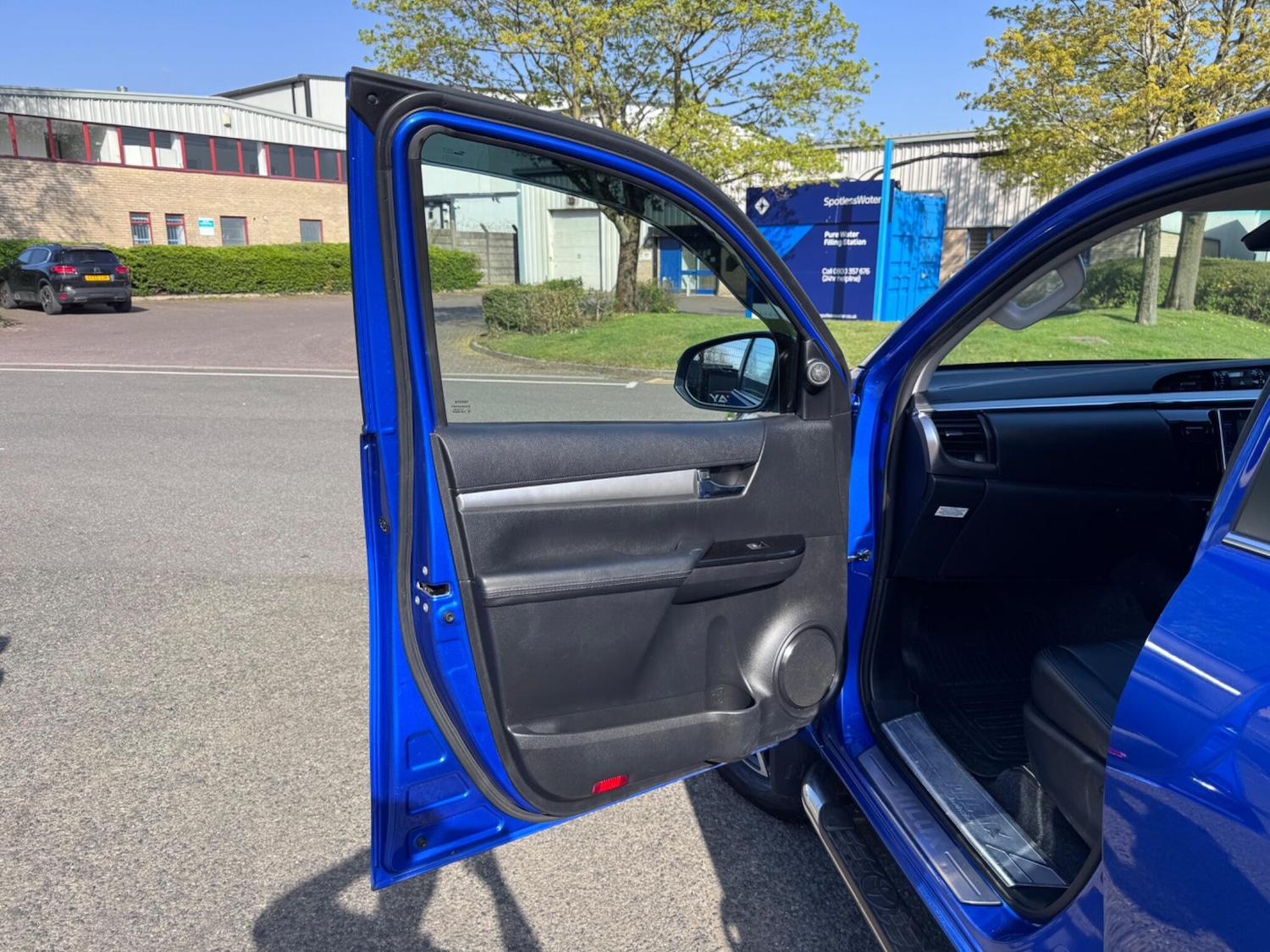 Used Toyota Hilux 2017 for sale - 78185301: Photo 39