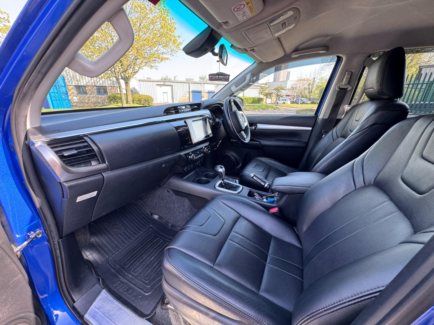 Used Toyota Hilux 2017 for sale - 78185301: Photo 42