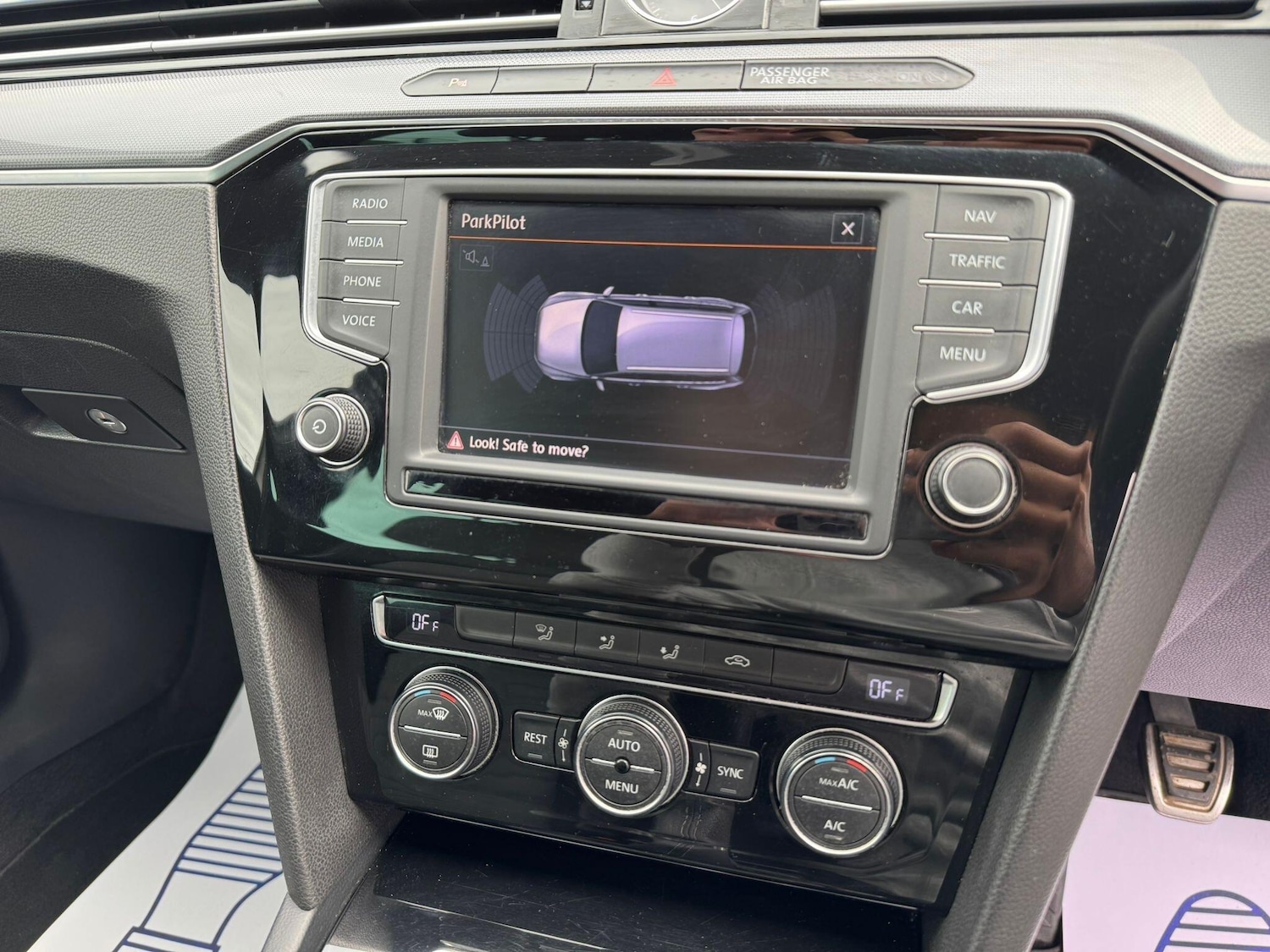 Used Volkswagen Passat 2015 for sale - 77238267: Photo 43