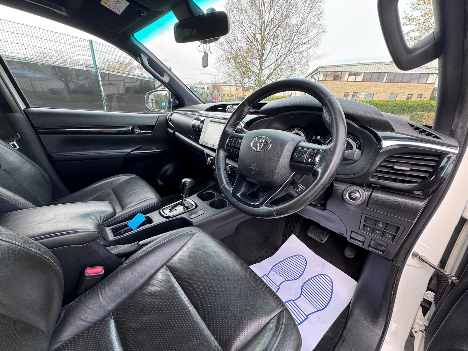 Used Toyota Hilux 2019 for sale - 78128174: Photo 19