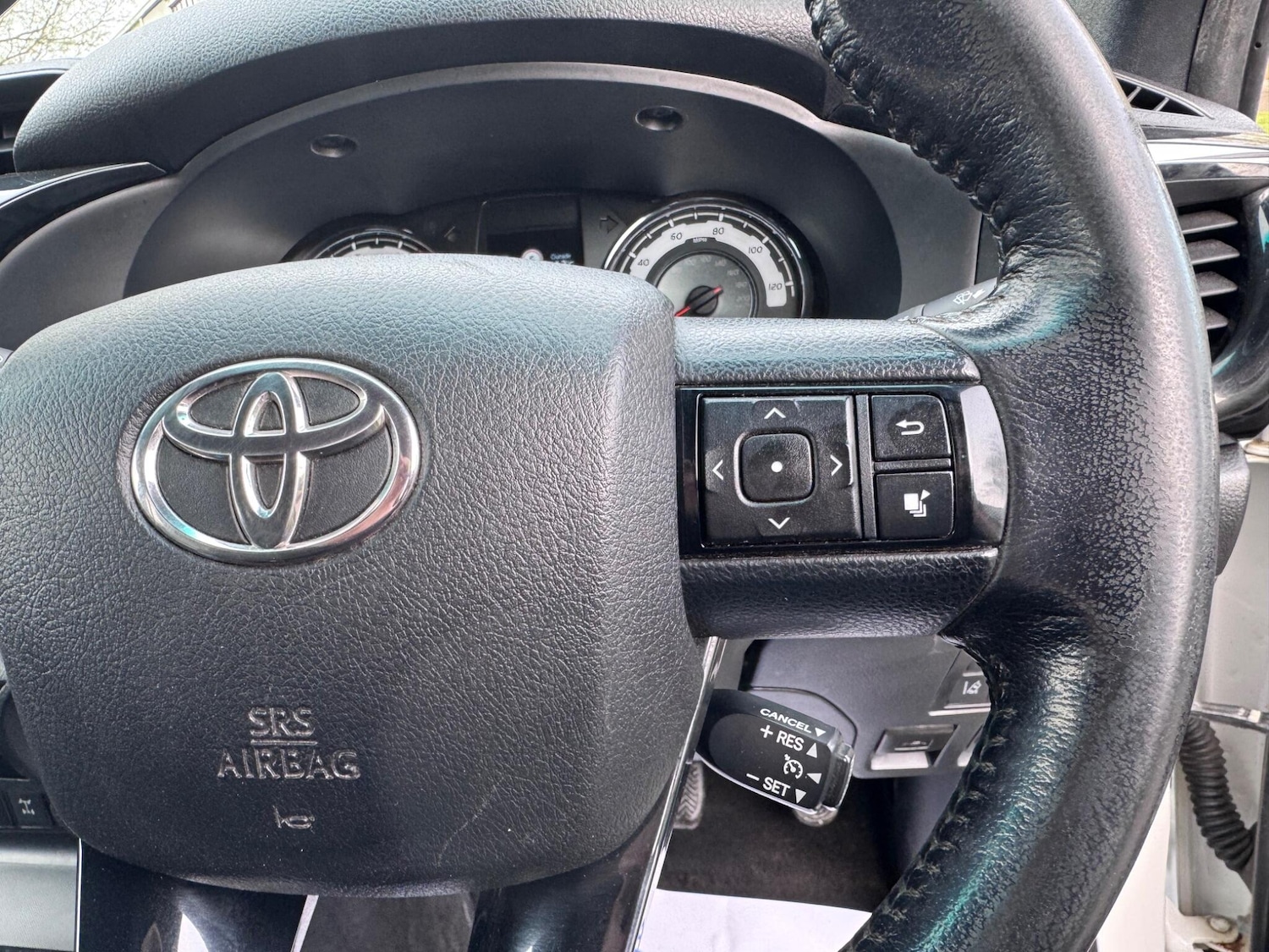 Used Toyota Hilux 2019 for sale - 78128174: Photo 27