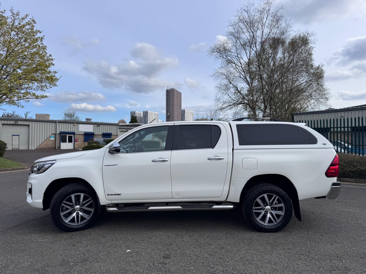 Used Toyota Hilux 2019 for sale - 78128174: Photo 5