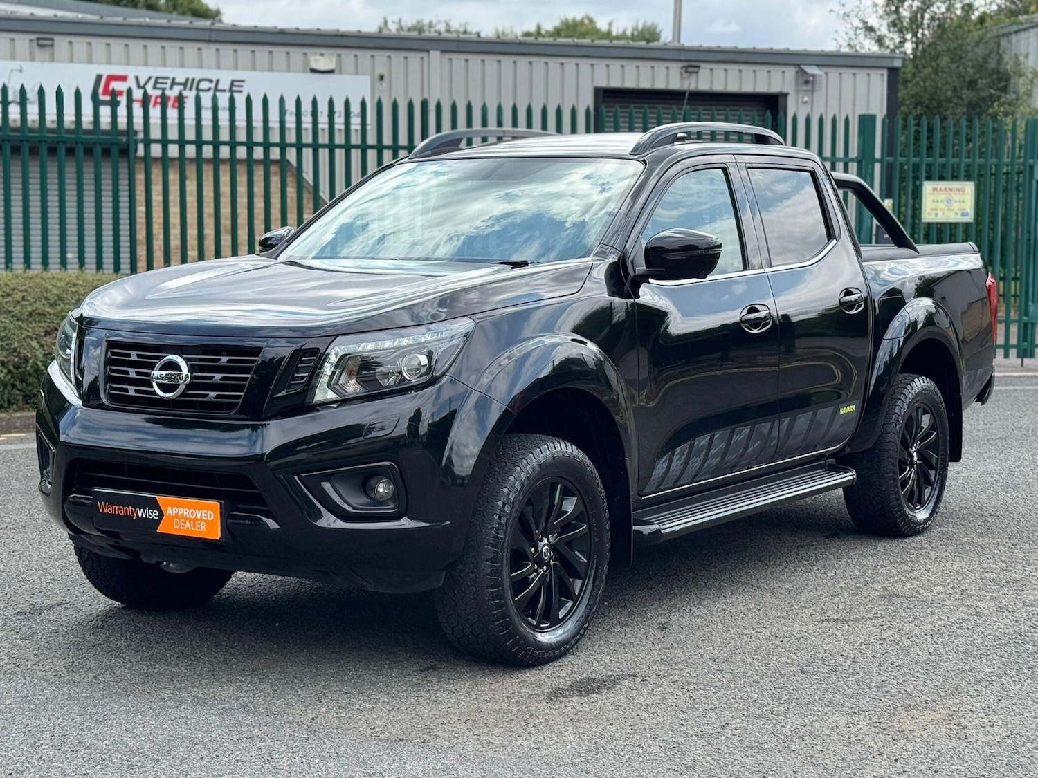 Used Nissan Navara 2019 for sale - 77724073: Photo 18