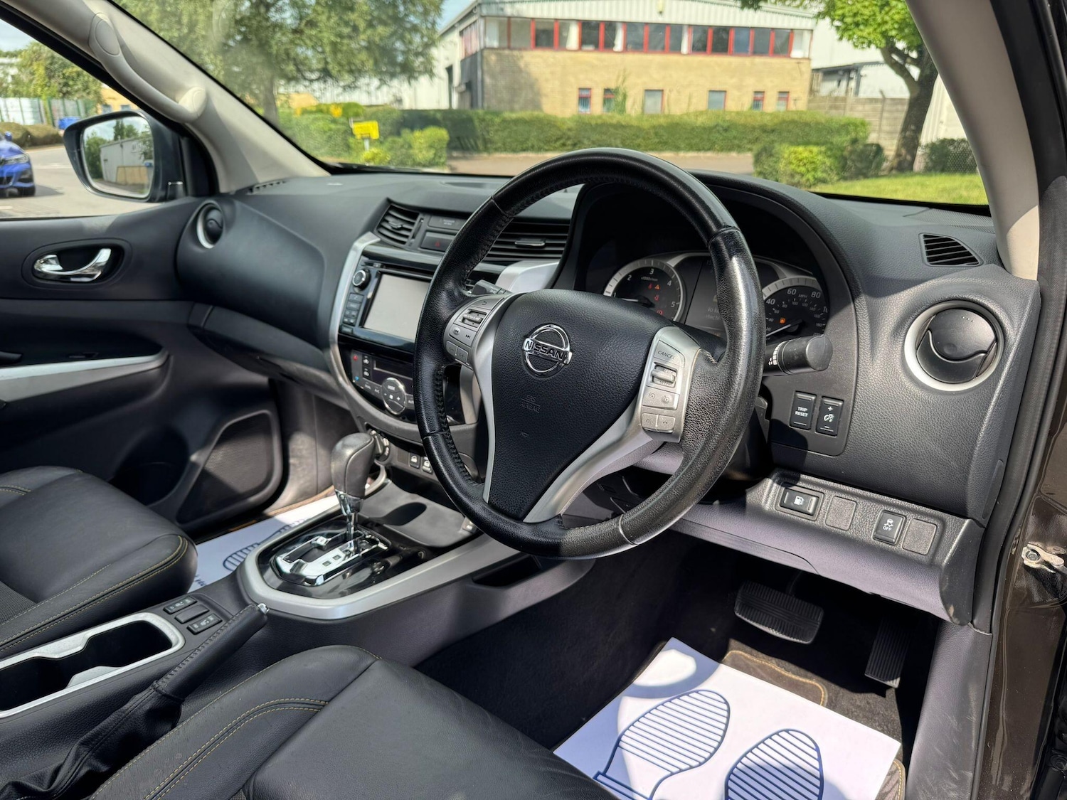 Used Nissan Navara 2019 for sale - 77724073: Photo 25