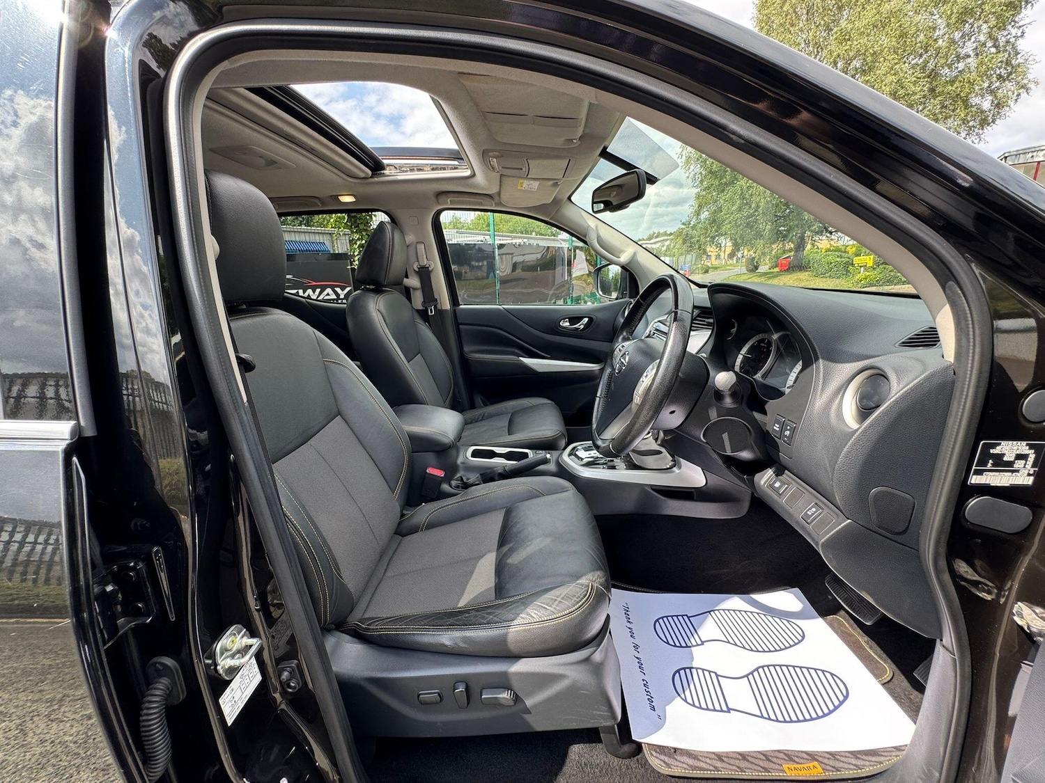 Used Nissan Navara 2019 for sale - 77724073: Photo 27