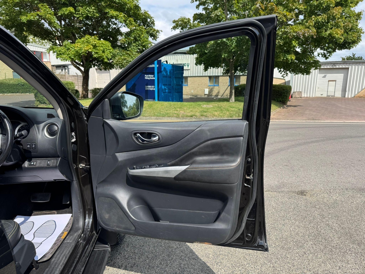 Used Nissan Navara 2019 for sale - 77724073: Photo 30