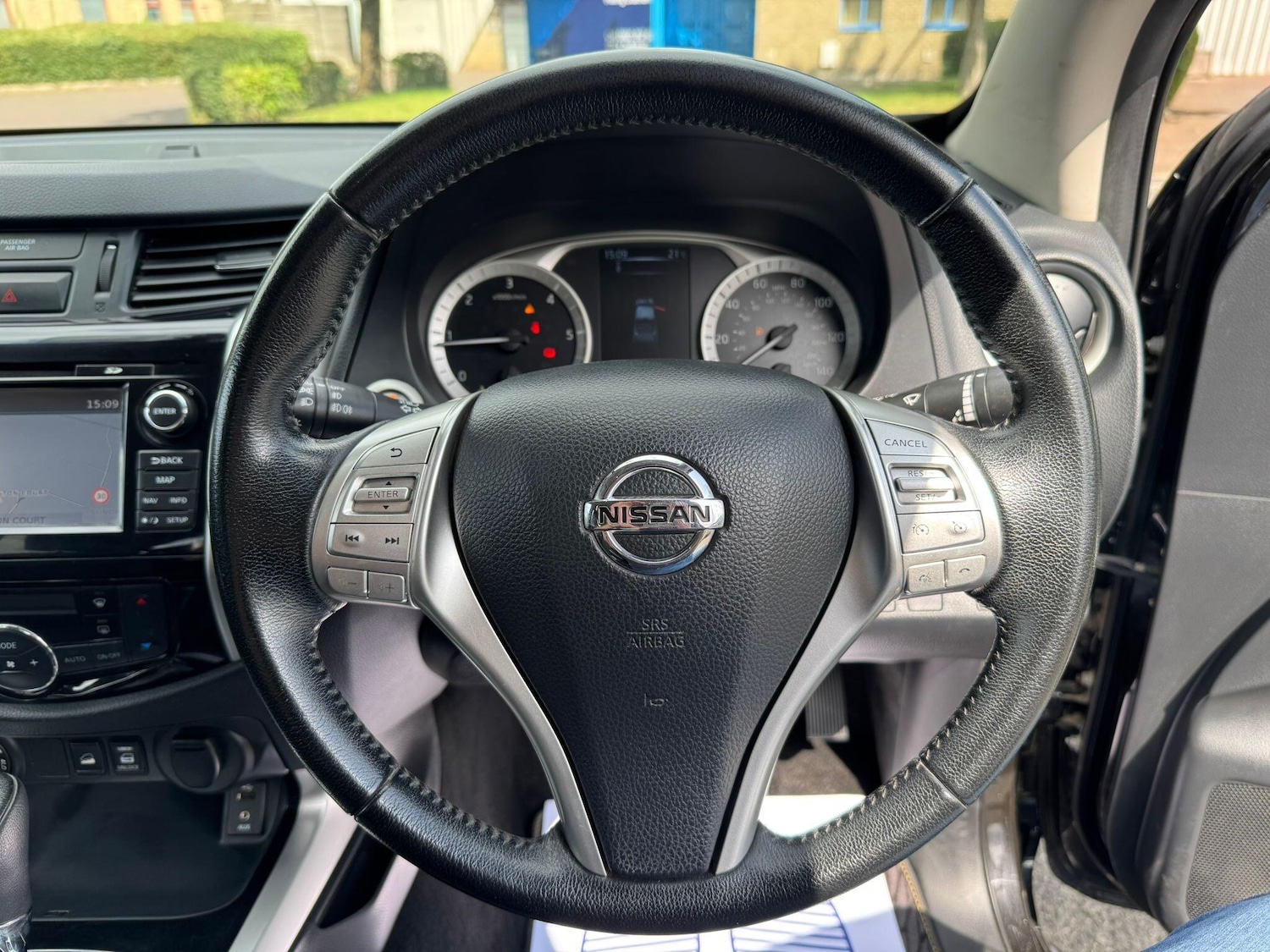 Used Nissan Navara 2019 for sale - 77724073: Photo 34