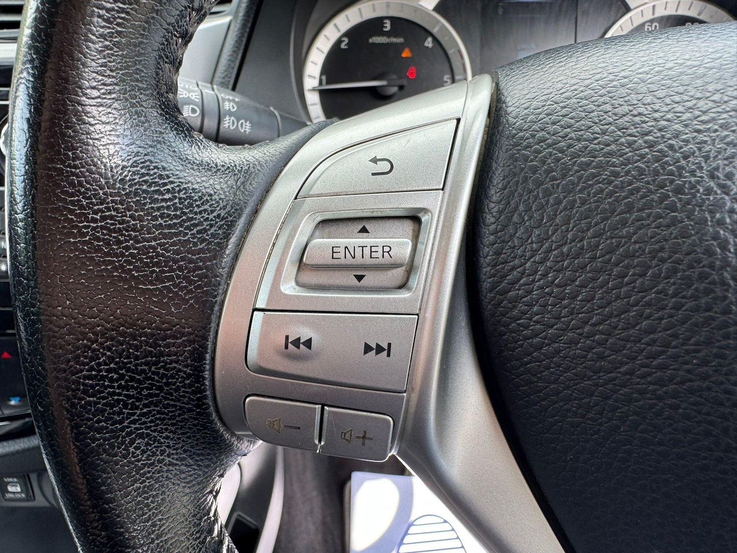 Used Nissan Navara 2019 for sale - 77724073: Photo 35