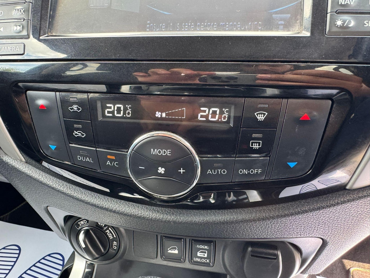 Used Nissan Navara 2019 for sale - 77724073: Photo 41