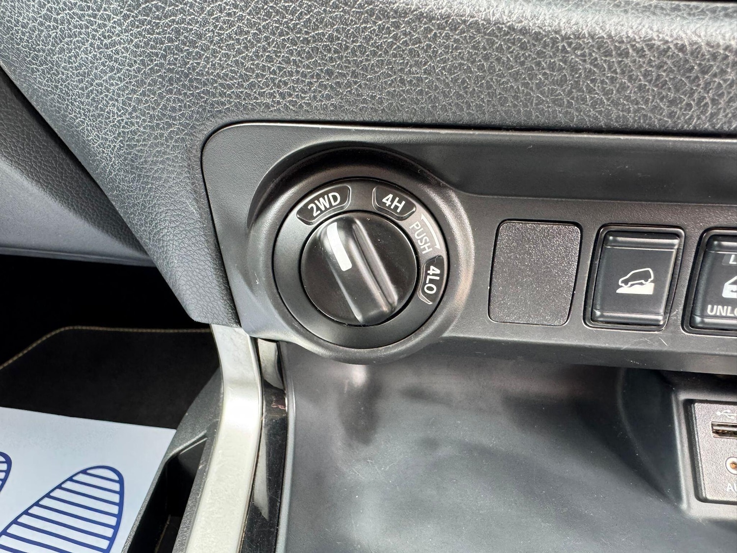 Used Nissan Navara 2019 for sale - 77724073: Photo 42