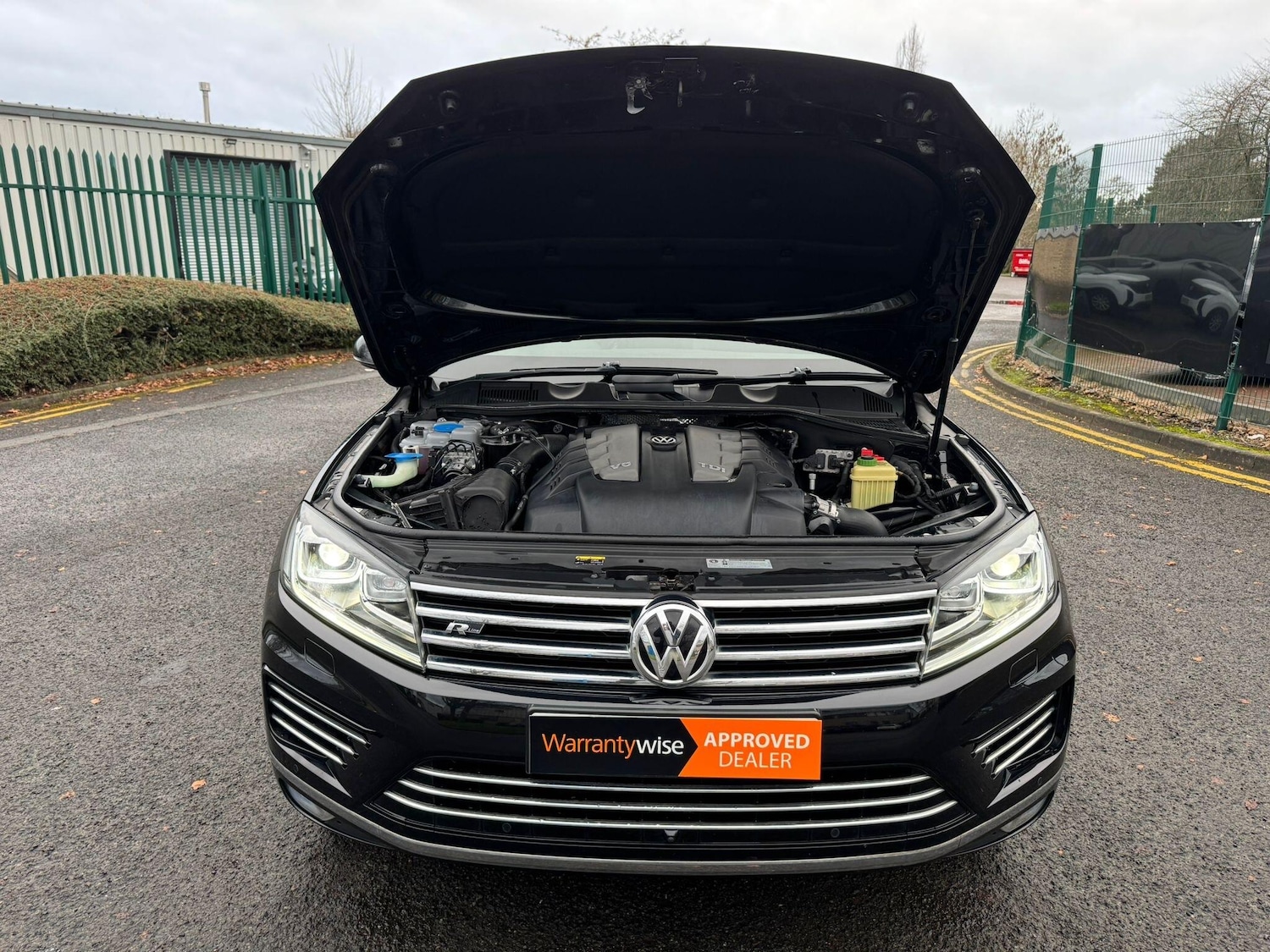 Used Volkswagen Touareg 2017 for sale - 76953044: Photo 19