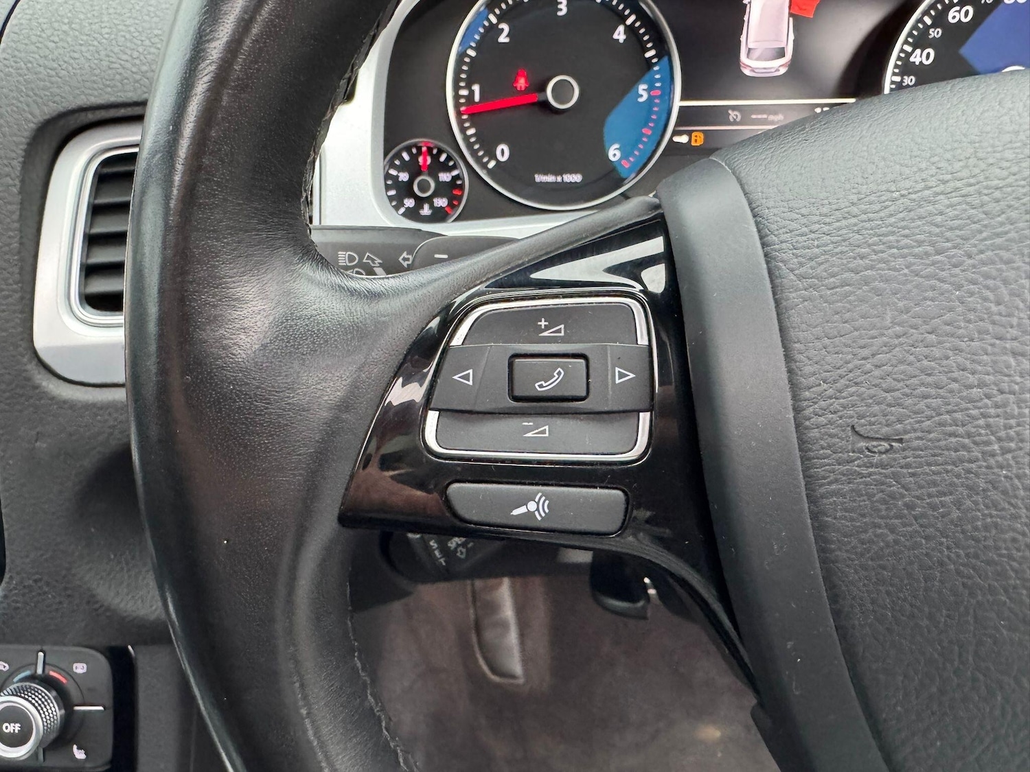 Used Volkswagen Touareg 2017 for sale - 76953044: Photo 56