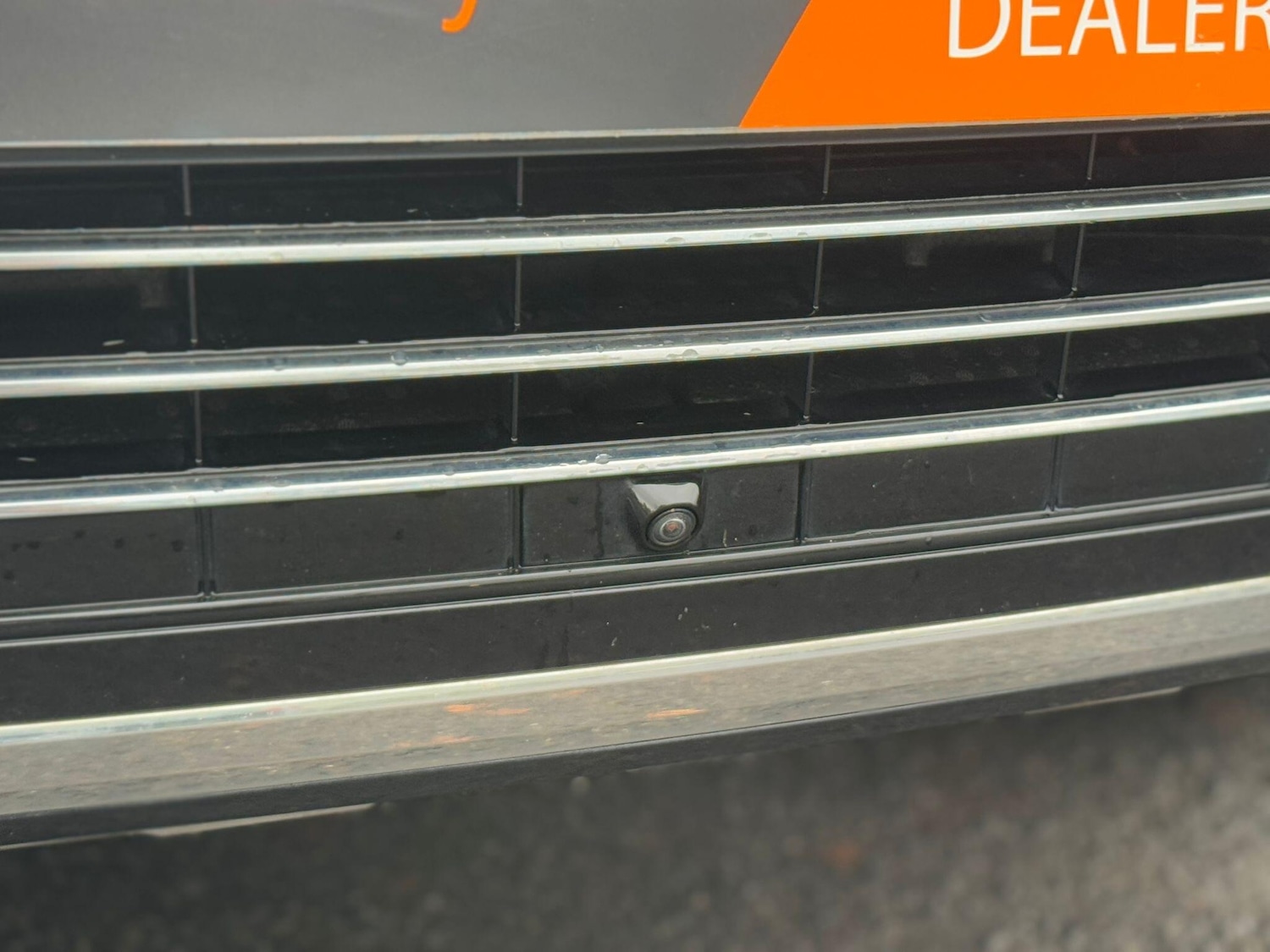 Used Volkswagen Touareg 2017 for sale - 76953044: Photo 59