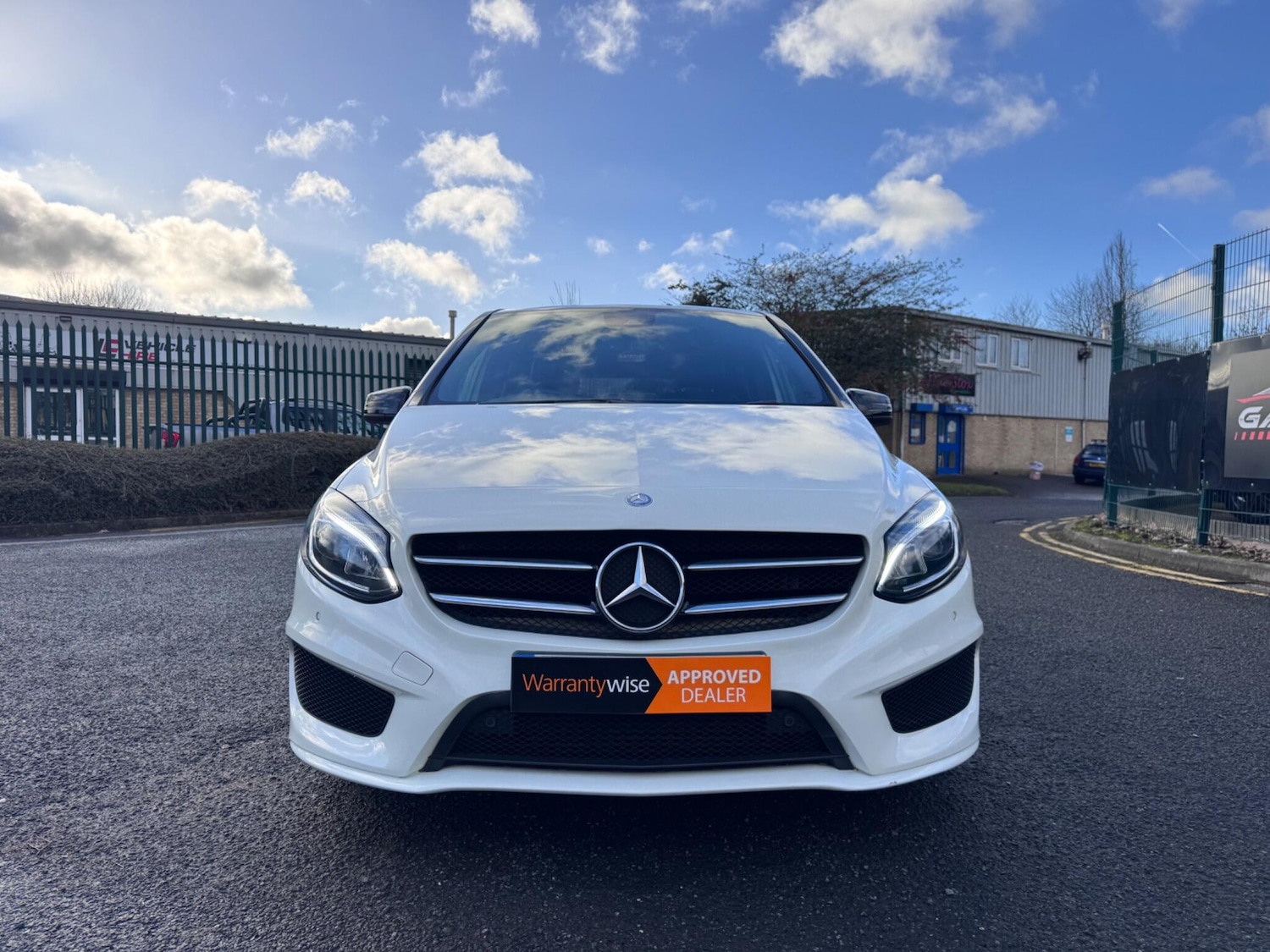 Used Mercedes-Benz B Class for sale - 77305622: Photo 2