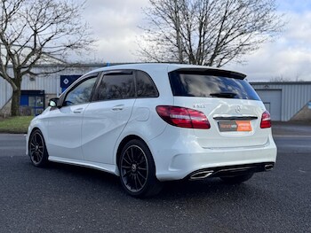 Used Mercedes-Benz B Class 2015 for sale - 77305622: Photo