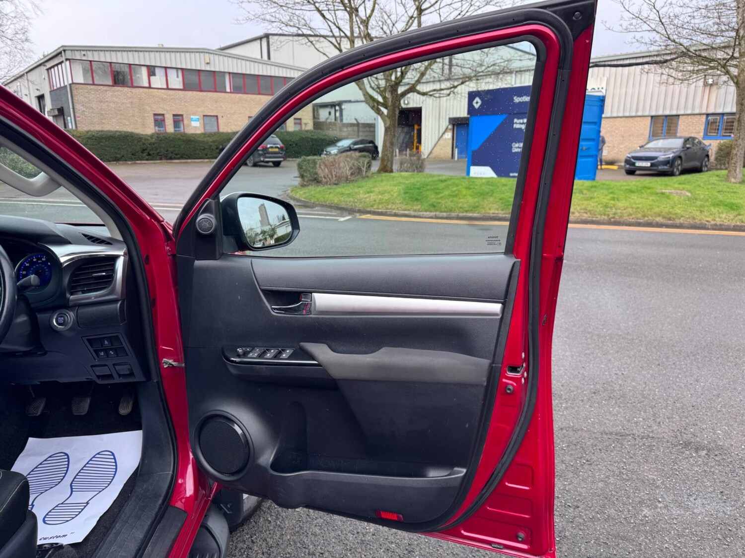 Used Toyota Hilux for sale - 77704961: Photo 16