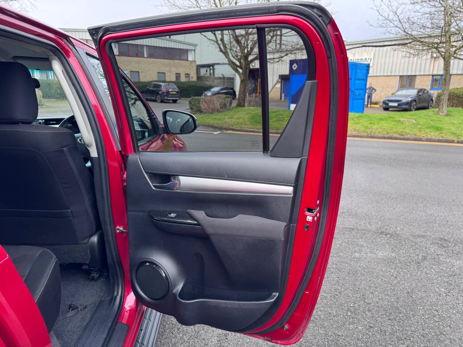 Used Toyota Hilux for sale - 77704961: Photo 40