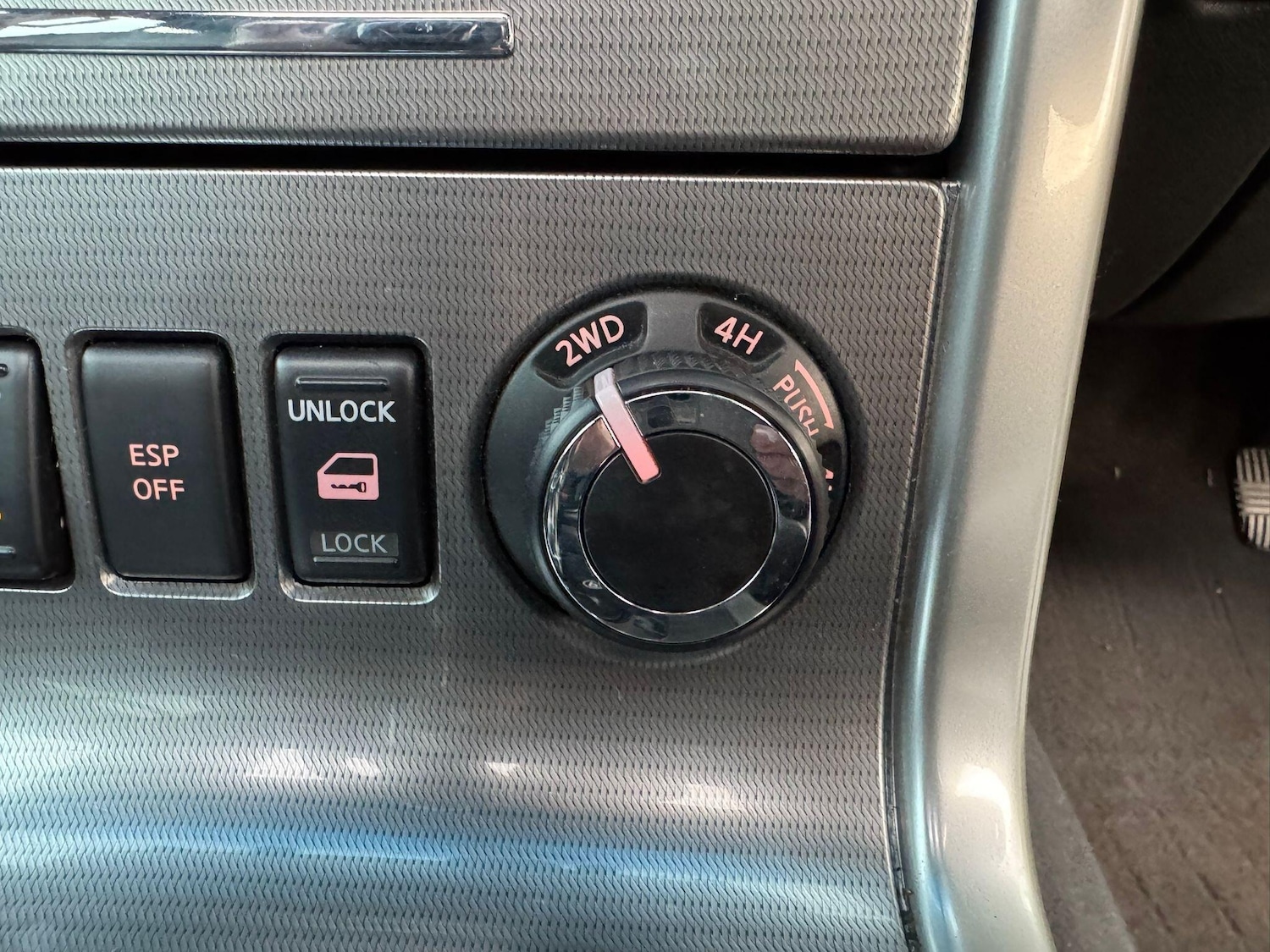 Used Nissan Navara 2012 for sale - 77305624: Photo 34