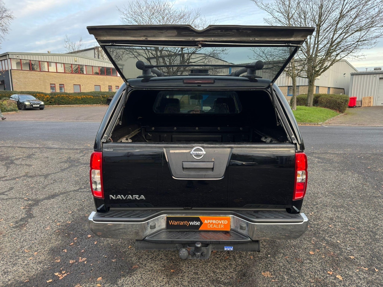 Used Nissan Navara 2012 for sale - 77305624: Photo 9