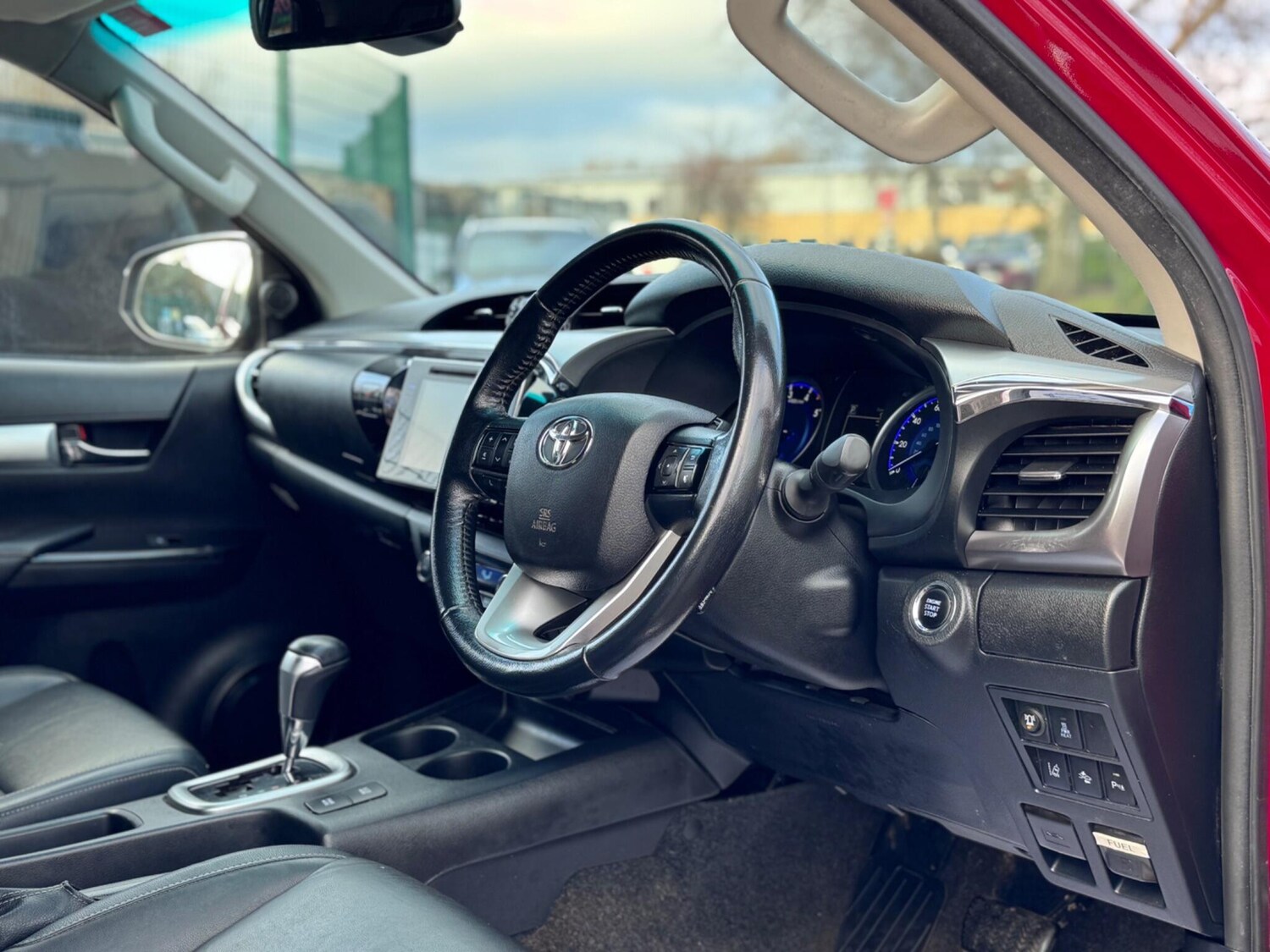 Used Toyota Hilux 2018 for sale - 77440651: Photo 23