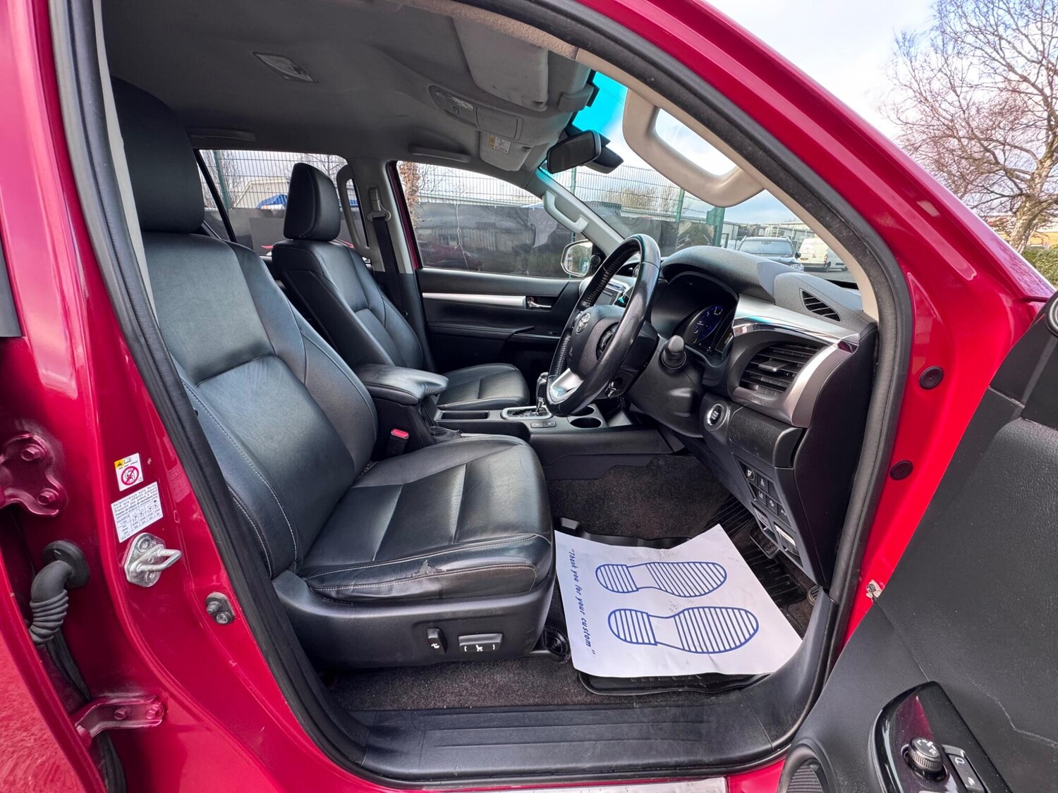 Used Toyota Hilux 2018 for sale - 77440651: Photo 25