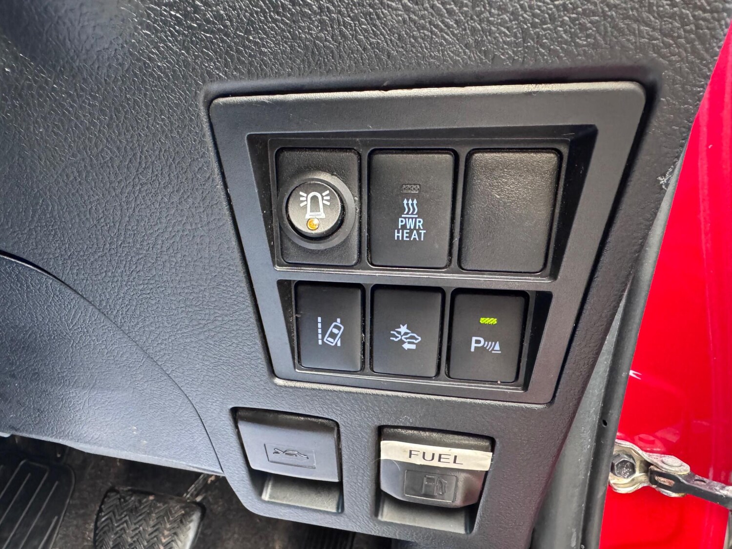 Used Toyota Hilux 2018 for sale - 77440651: Photo 29