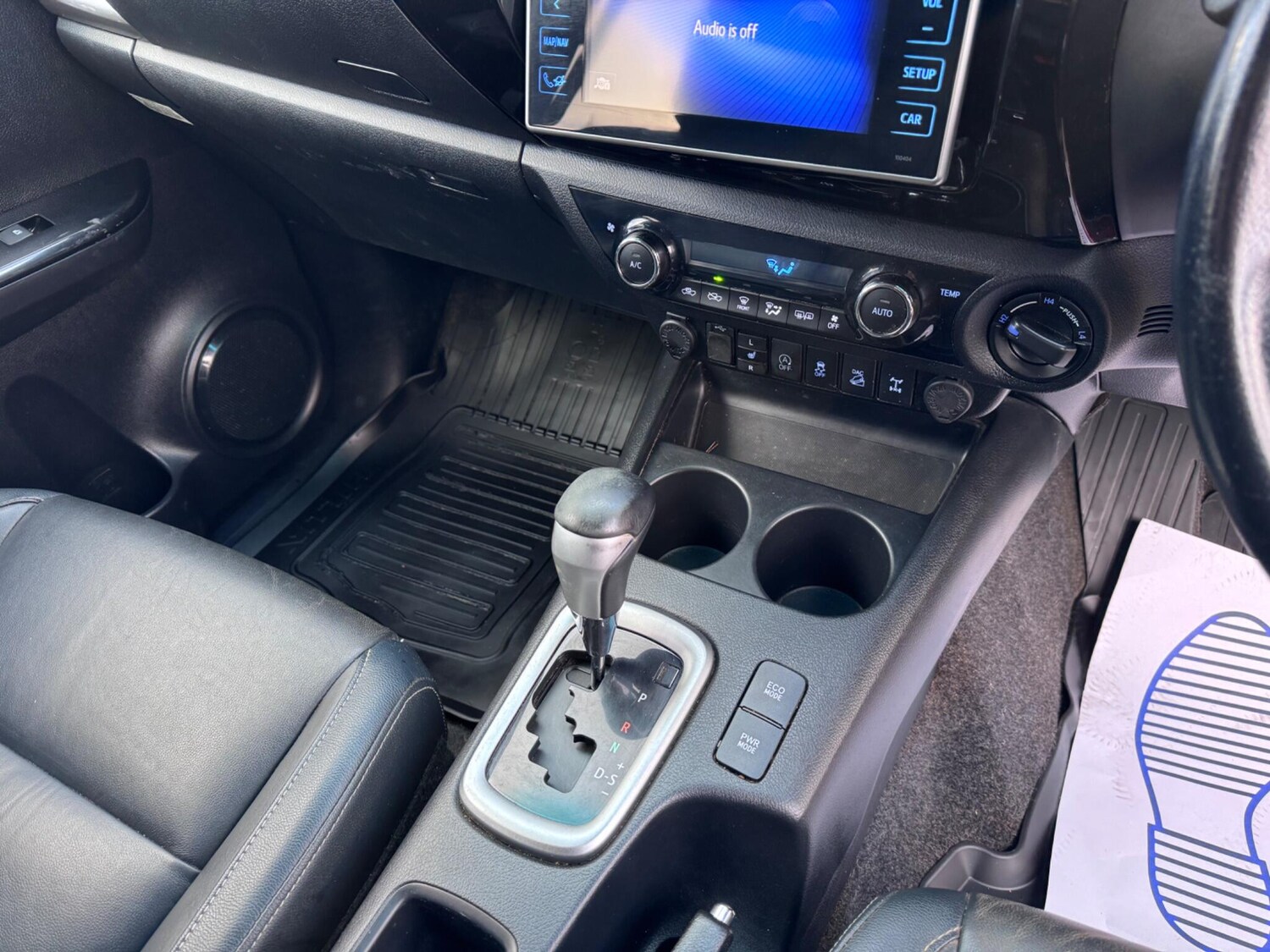 Used Toyota Hilux 2018 for sale - 77440651: Photo 31