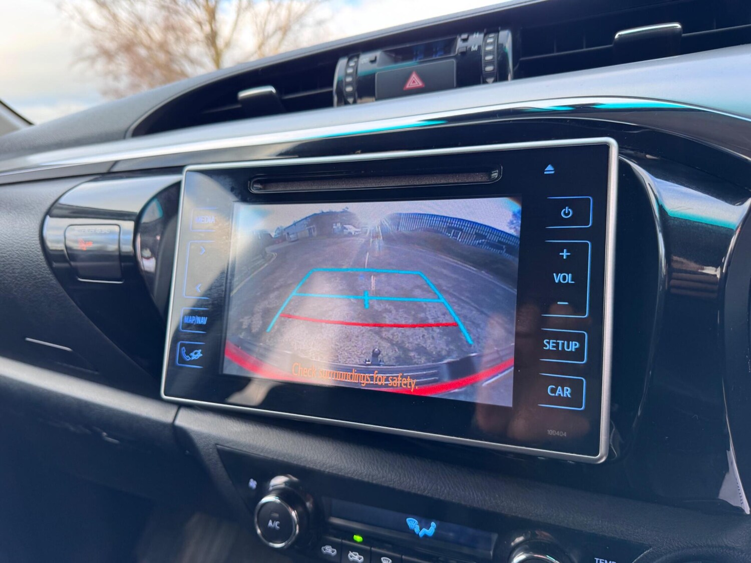 Used Toyota Hilux 2018 for sale - 77440651: Photo 34