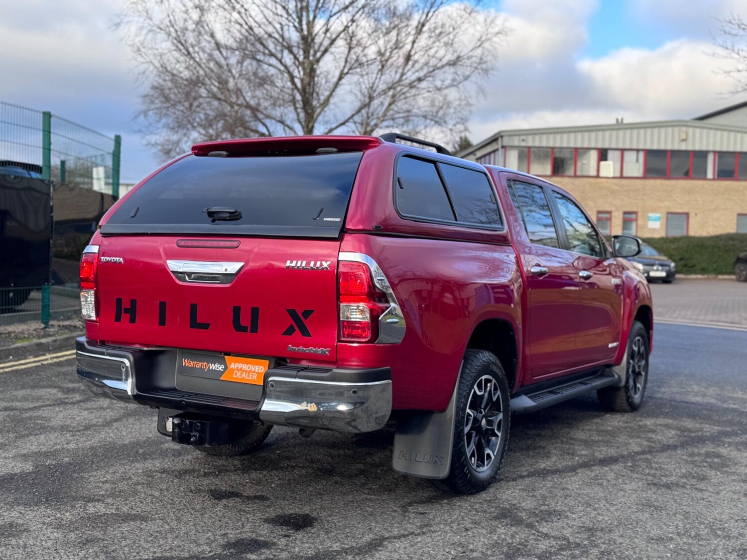 Used Toyota Hilux 2018 for sale - 77440651: Photo 9