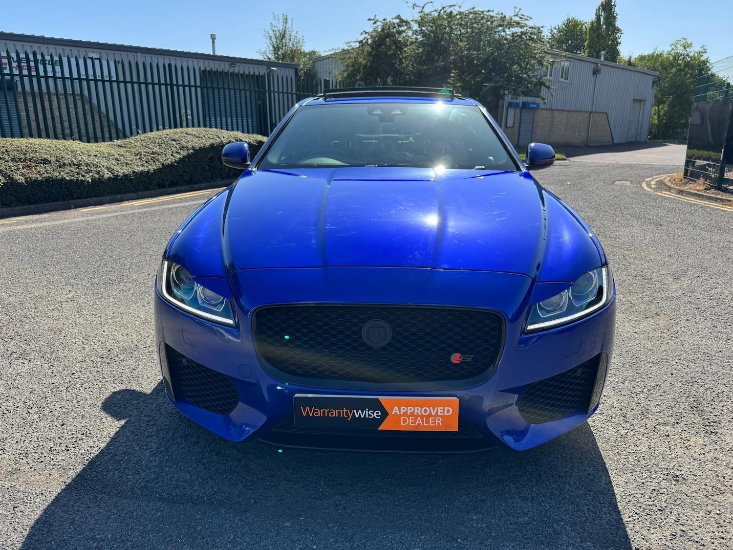 Used Jaguar XF 2016 for sale - 77216284: Photo 2