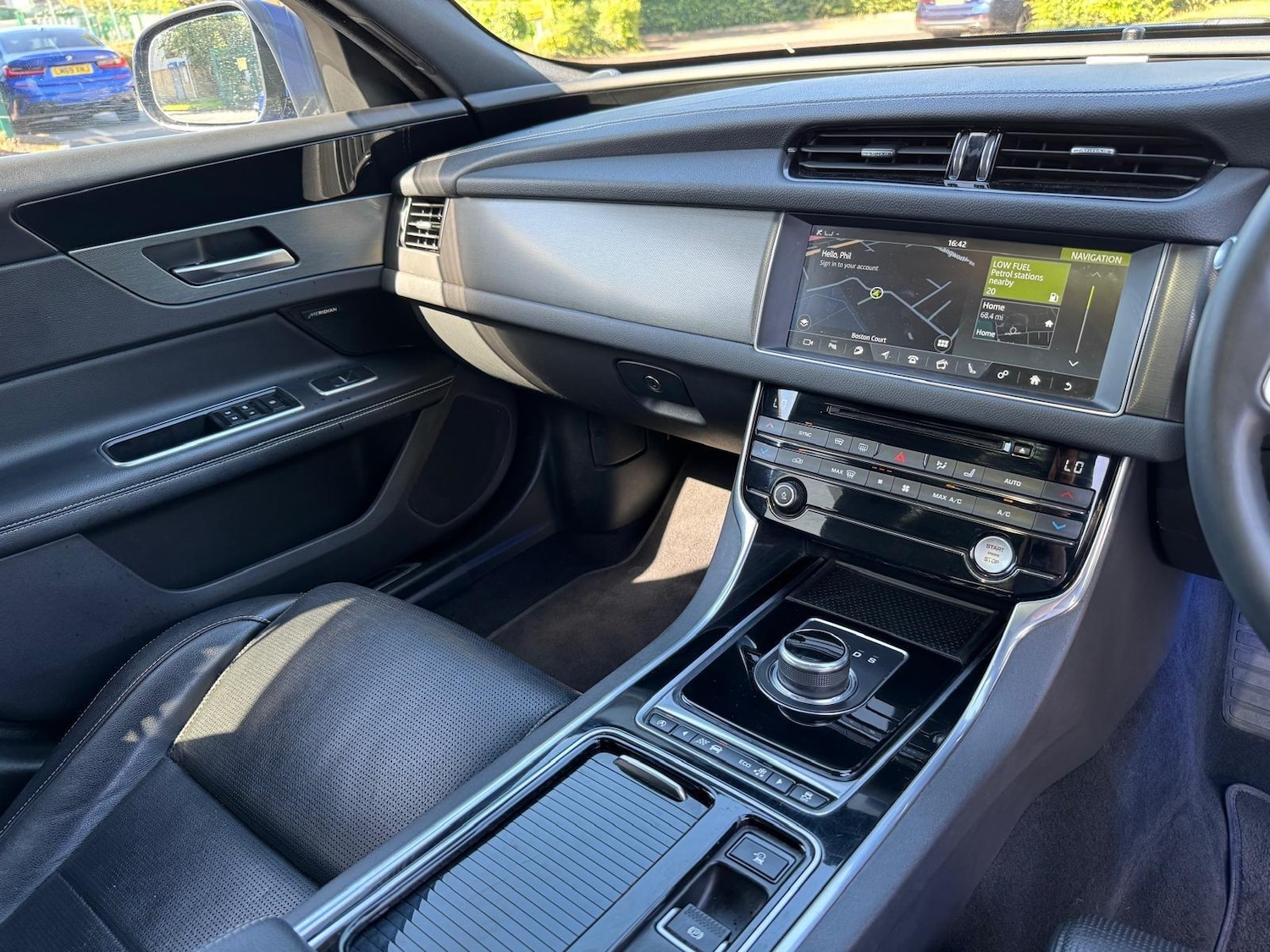 Used Jaguar XF 2016 for sale - 77216284: Photo 41