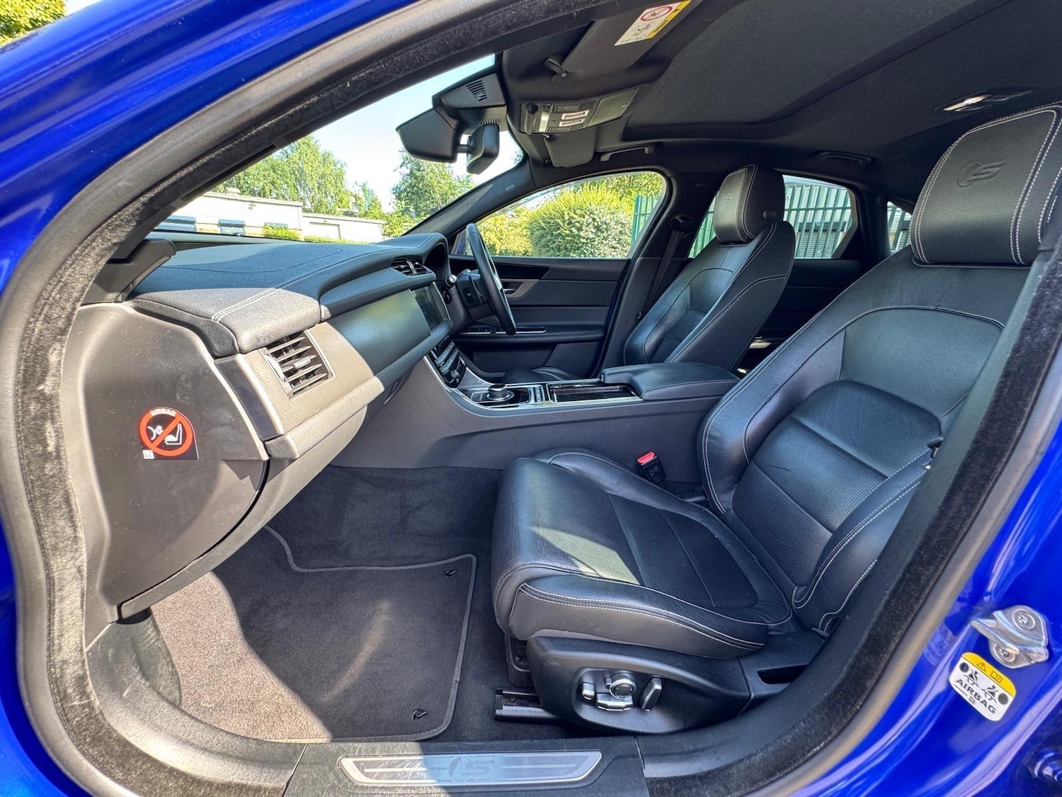 Used Jaguar XF 2016 for sale - 77216284: Photo 49