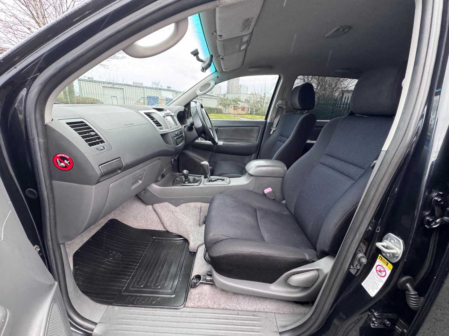 Used Toyota Hilux for sale - 77484214: Photo 16