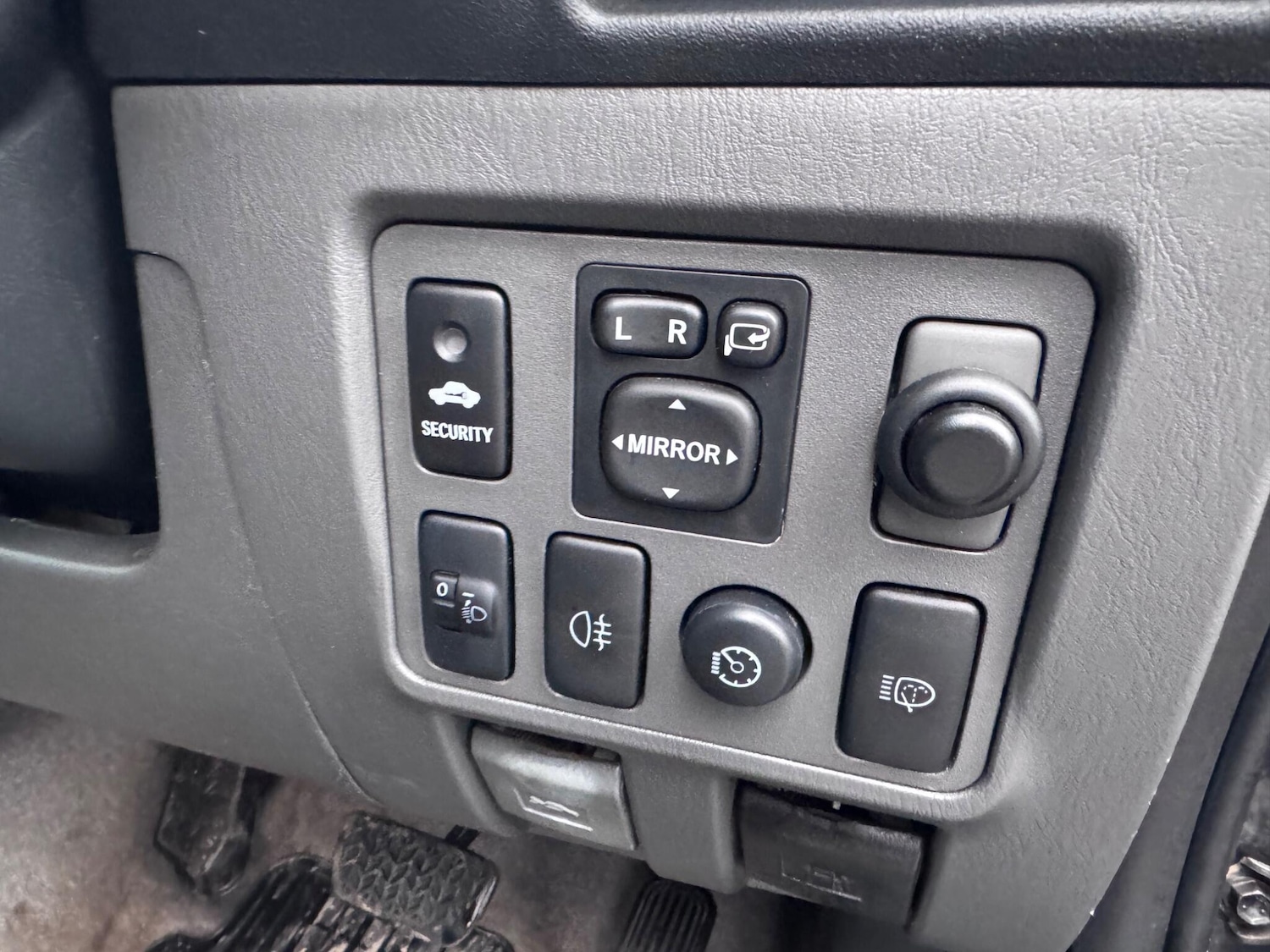 Used Toyota Hilux for sale - 77484214: Photo 25