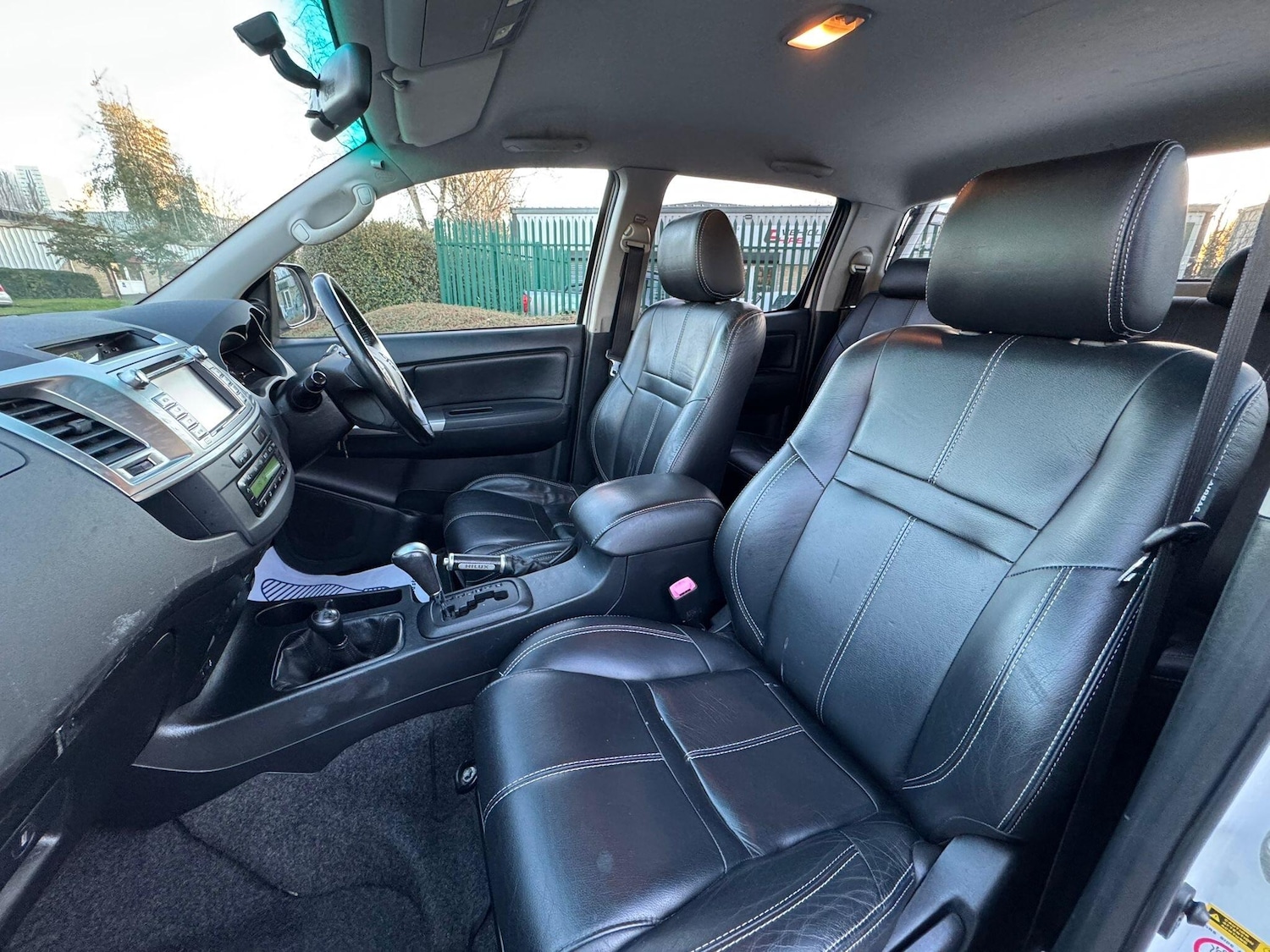 Used Toyota Hilux 2014 for sale - 76689592: Photo 32