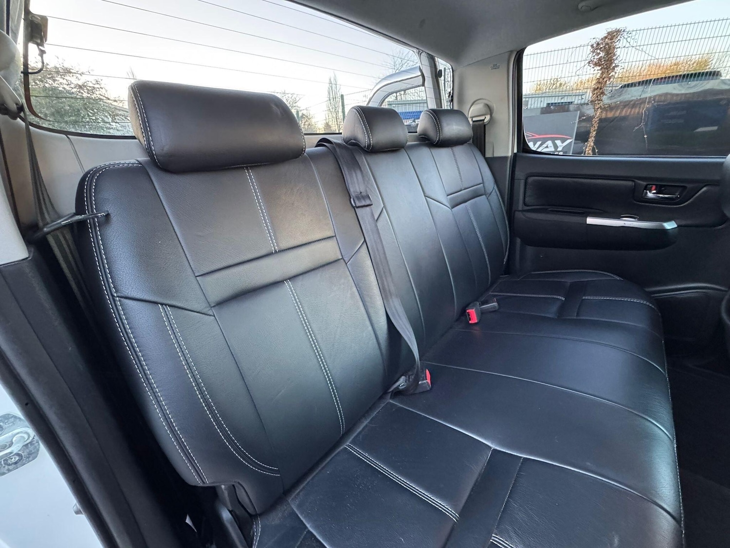 Used Toyota Hilux 2014 for sale - 76689592: Photo 34