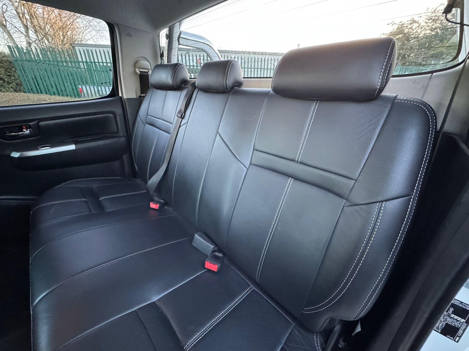 Used Toyota Hilux 2014 for sale - 76689592: Photo 37