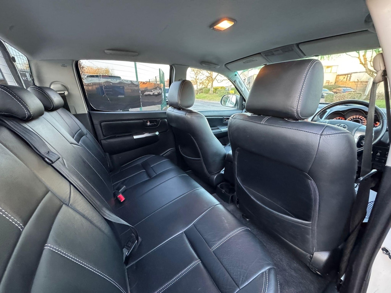 Used Toyota Hilux 2014 for sale - 76689592: Photo 39