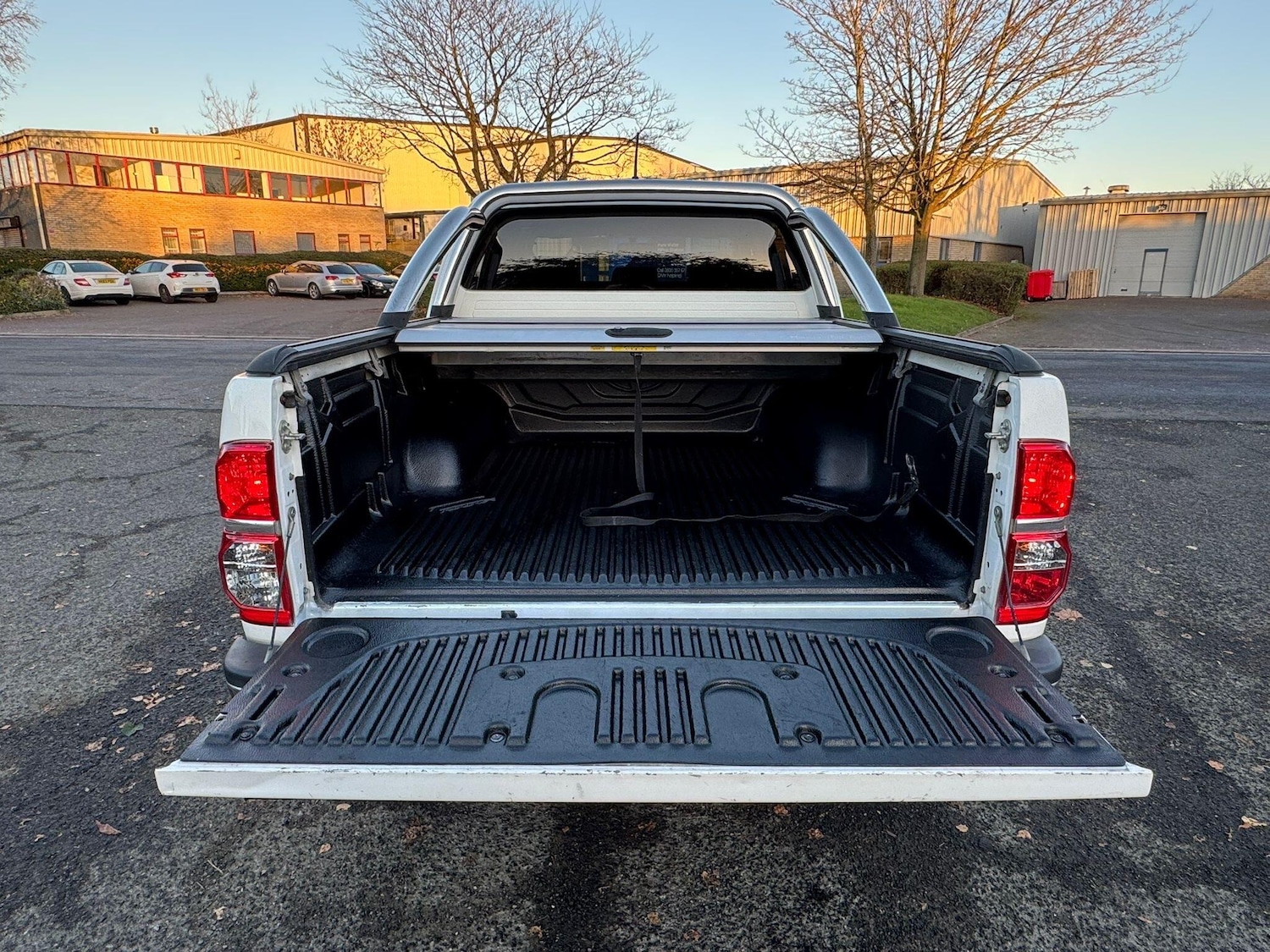 Used Toyota Hilux 2014 for sale - 76689592: Photo 9