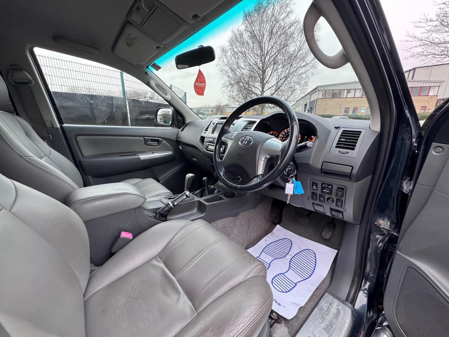 Used Toyota Hilux 2012 for sale - 77229514: Photo 17