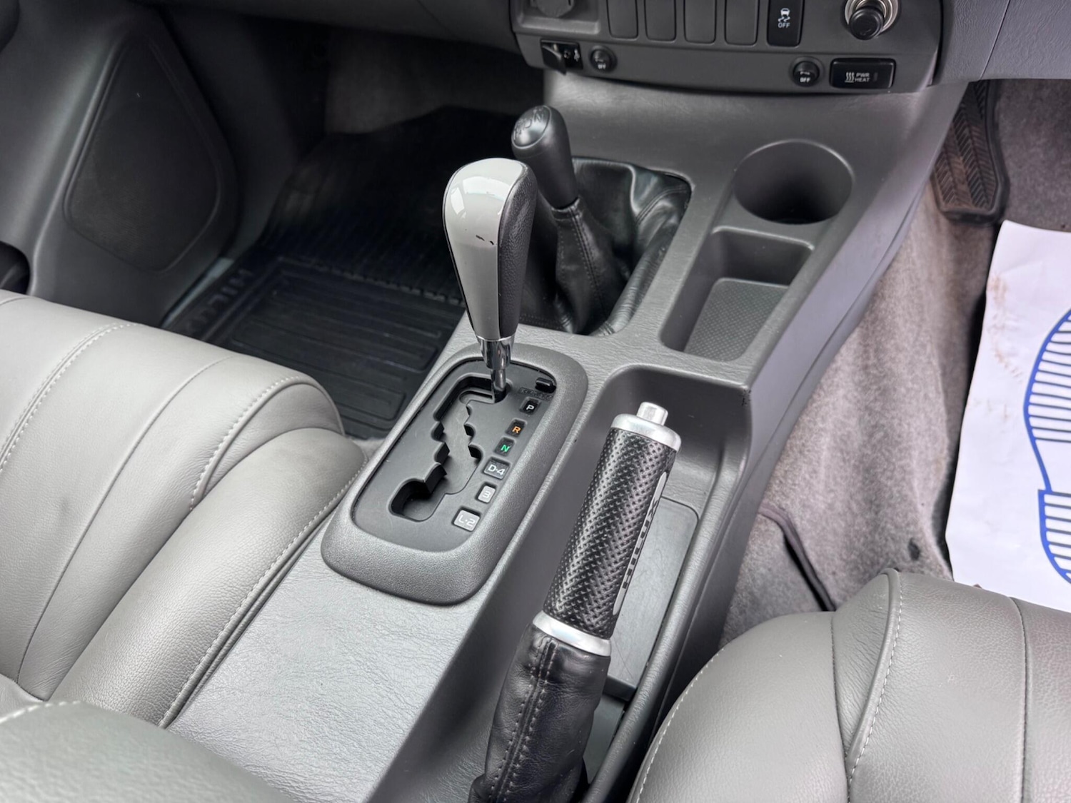 Used Toyota Hilux 2012 for sale - 77229514: Photo 24