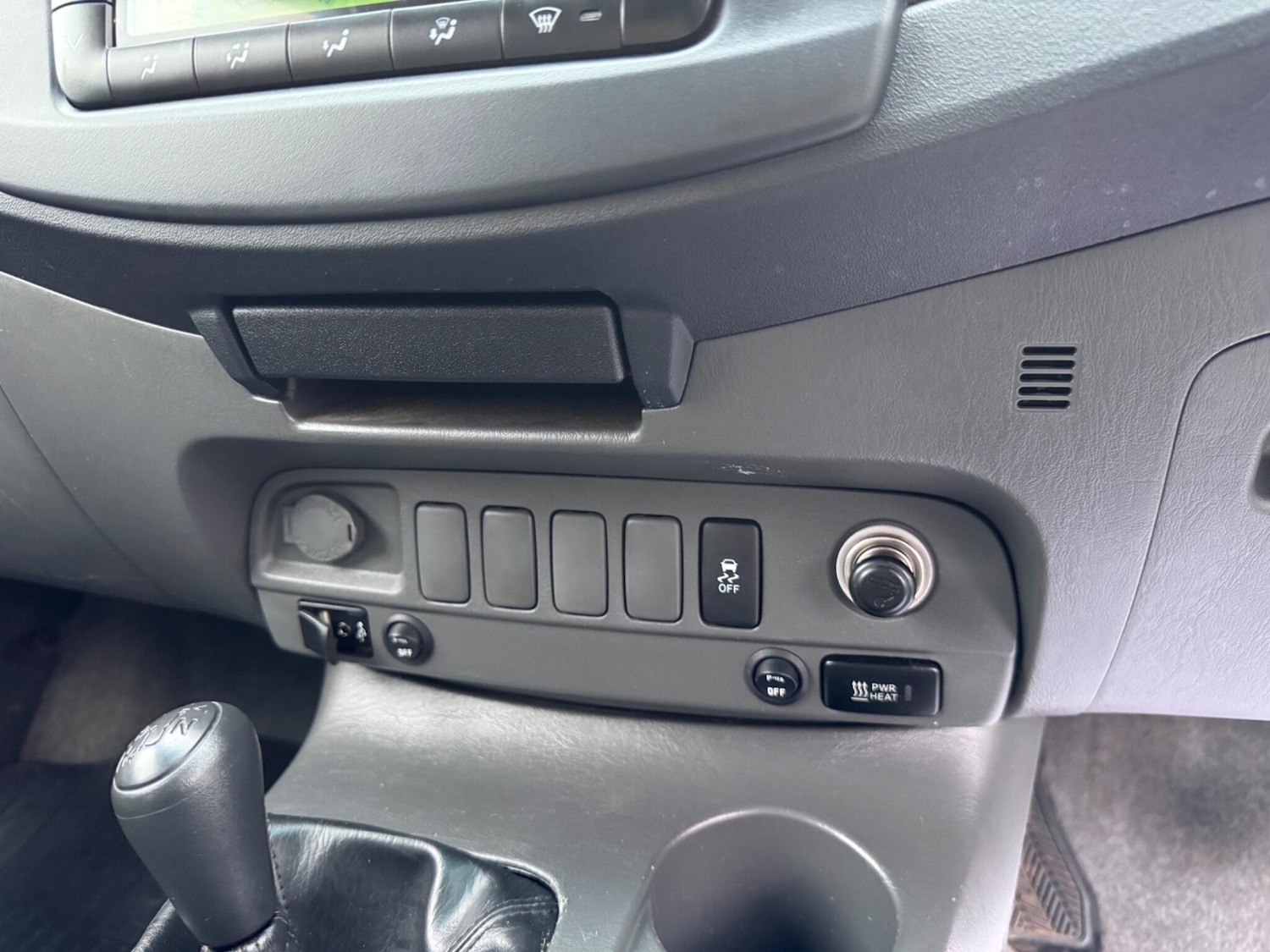 Used Toyota Hilux 2012 for sale - 77229514: Photo 25